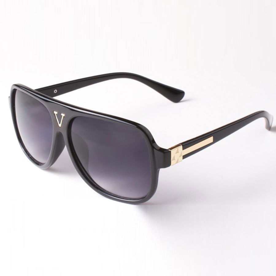 Fashion Mens Sunglasses Designer Man Woman Sunglasses Men Ladies Glasses Beach Polarized UV400 Black Blue Red Color
Fashion Mens Sunglasses Designer Man Woman Sunglasses Men Ladies Glasses Beach Polarized UV400 Black Blue Red Color