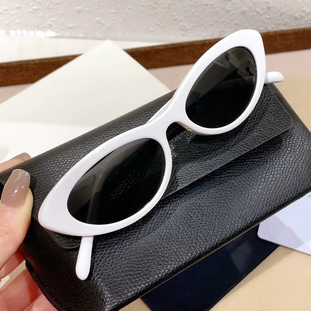 40184 Women fashion Acetate Cat Eye Sunglasses Eyewear Italy Wrap UV protection selling style Unisex Model CatEye Frame mask sunglass Top Quality
40184 Women fashion Acetate Cat Eye Sunglasses Eyewear Italy Wrap UV protection selling style Unisex Model CatEye Frame mask sunglass Top Quality