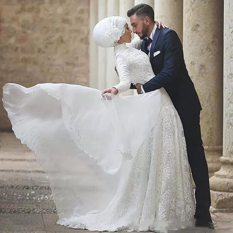 Modest Muslim Wedding Dress Turkish Gelinlik Lace Applique floor length Islamic Bridal Dresses Hijab Long Sleeve Gowns, Red
Modest Muslim Wedding Dress Turkish Gelinlik Lace Applique floor length Islamic Bridal Dresses Hijab Long Sleeve Gowns, Red