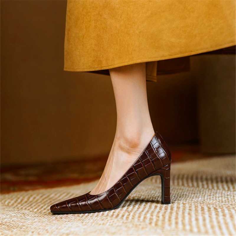 Dress Shoes Stone Grain Design Ladies High Heels Square Toe Thick Heel Fashion Spring And Autumn Party, Black
Dress Shoes Stone Grain Design Ladies High Heels Square Toe Thick Heel Fashion Spring And Autumn Party, Black