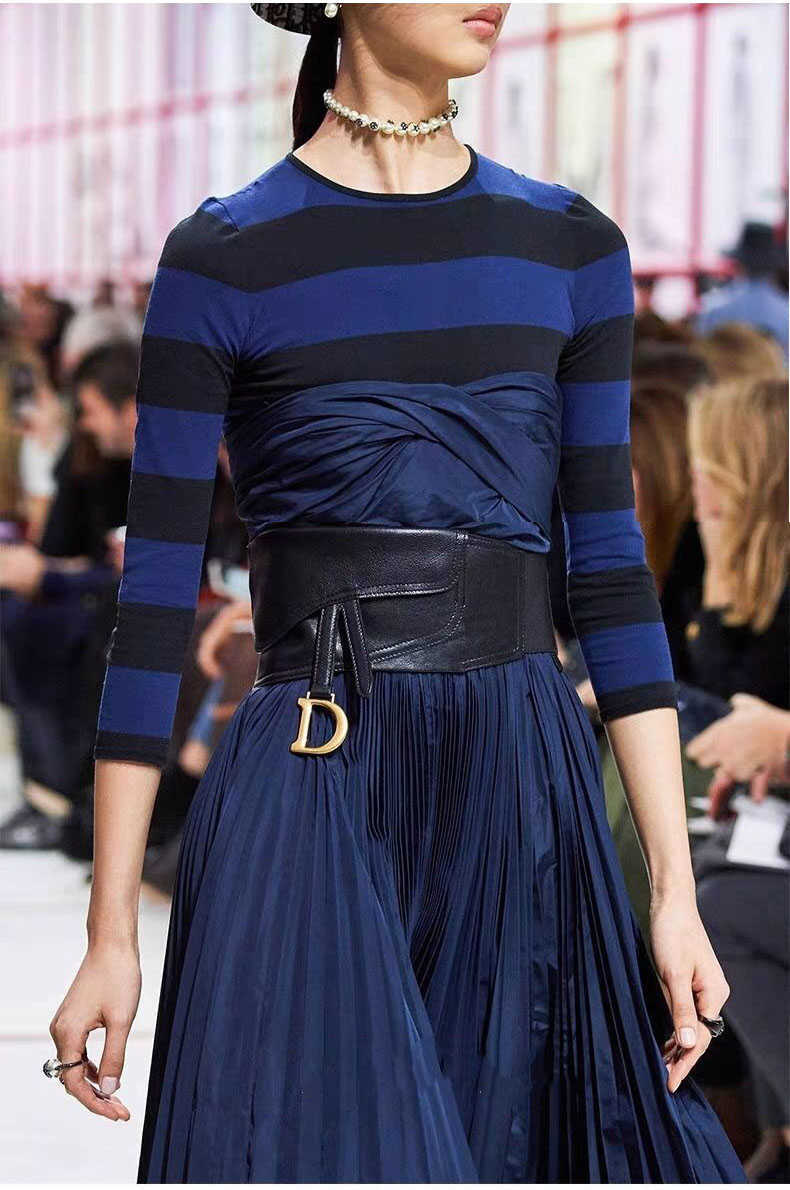 Designer fashion PU leather black belt letter D elastic stretch waistband pocket wide drbelts Girdle women Y2K Y2209
Designer fashion PU leather black belt letter D elastic stretch waistband pocket wide drbelts Girdle women Y2K Y2209