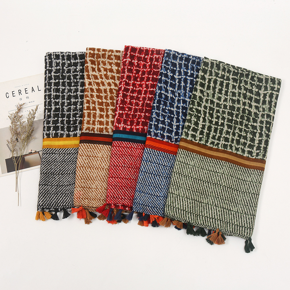 Shawls Retro Style Dark Mesh Geometric Contrast Color Silk Shawl Autumn Travel Sun Protection Long Cotton and Linen Feel Scarf Female No. 4
Shawls Retro Style Dark Mesh Geometric Contrast Color Silk Shawl Autumn Travel Sun Protection Long Cotton and Linen Feel Scarf Female No. 4