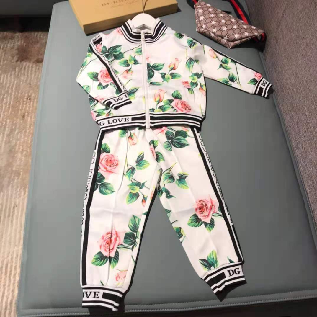 boy clothe winter kids clothing sets 100-150 cm white color child designer autumn clothes wholesale 2021 toddler girl set, Customize
boy clothe winter kids clothing sets 100-150 cm white color child designer autumn clothes wholesale 2021 toddler girl set, Customize