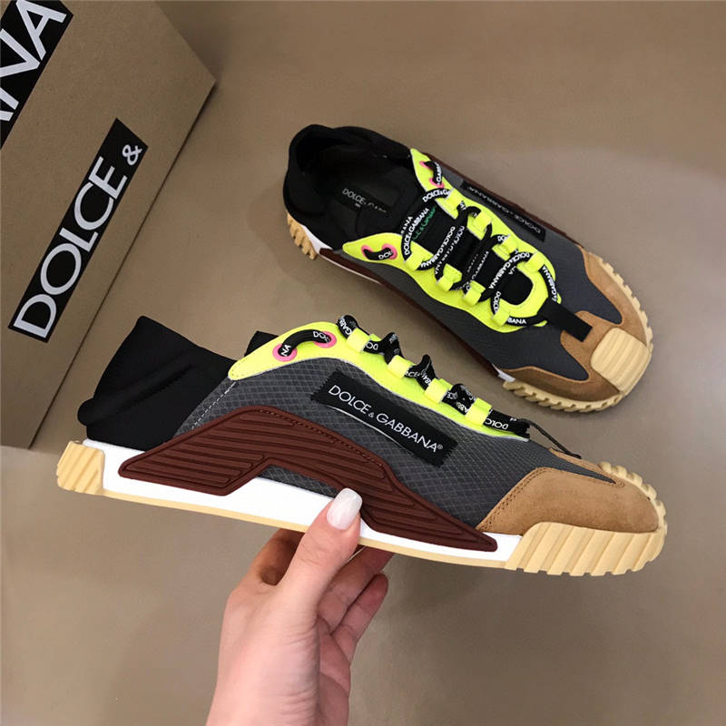 DGL DOLCGABBANAL 2021 Top Designer Mens womens Casual Shoes Fashion Genuine Leather Sneakers Luxury Trainers em64250
DGL DOLCGABBANAL 2021 Top Designer Mens womens Casual Shoes Fashion Genuine Leather Sneakers Luxury Trainers em64250