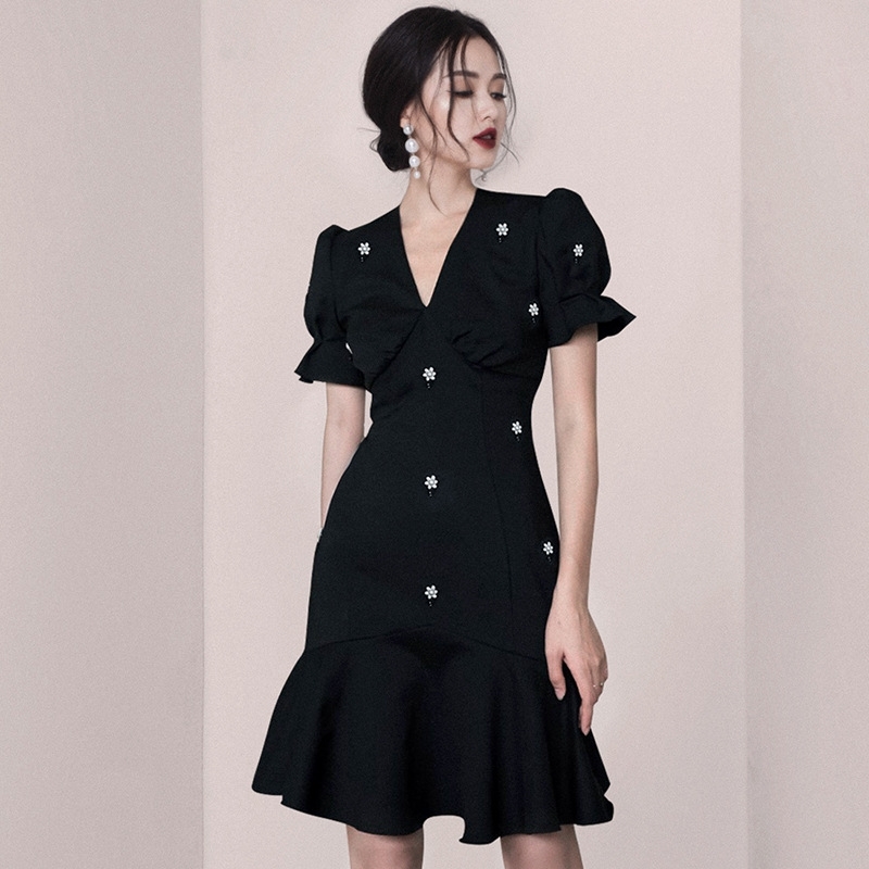 Vintage Diamonds Summer Dress Women Sexy V Neck Puff Sleeve High Waist Ruffles Mermaid Dresses For Female Fashion 210520
