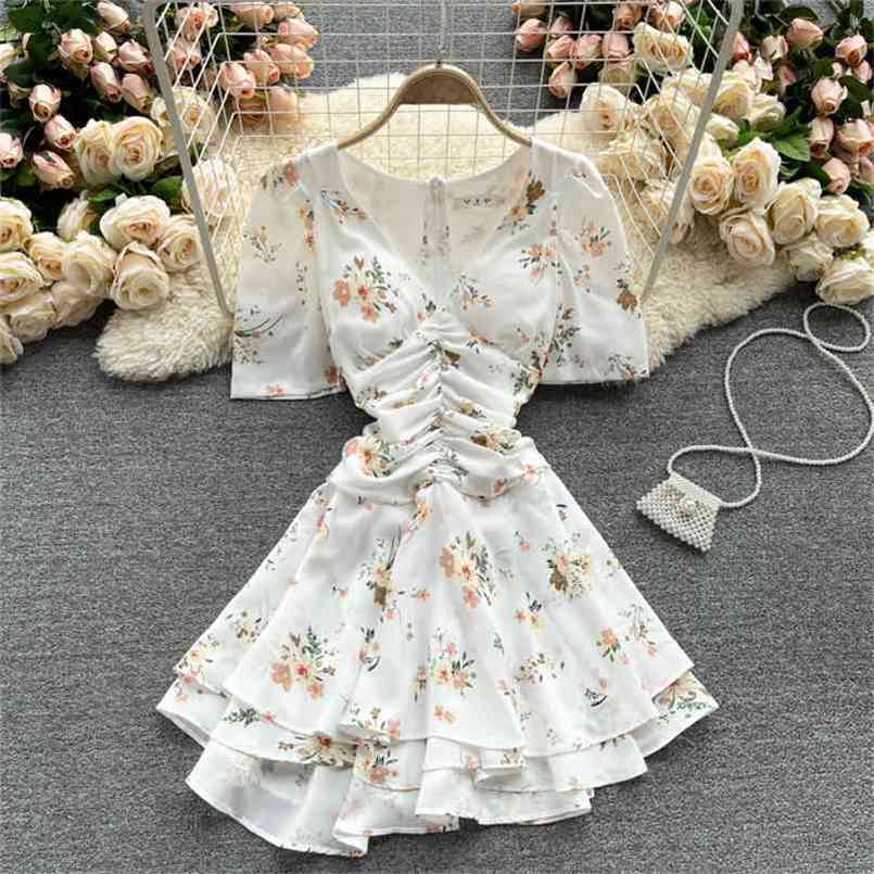 Summer Dress Women Korean Fashion Sweet Floral Print Short Sleeve Mini Sexy V-neck Ruched Slim Waist Ruffles Party 210603, White
Summer Dress Women Korean Fashion Sweet Floral Print Short Sleeve Mini Sexy V-neck Ruched Slim Waist Ruffles Party 210603, White