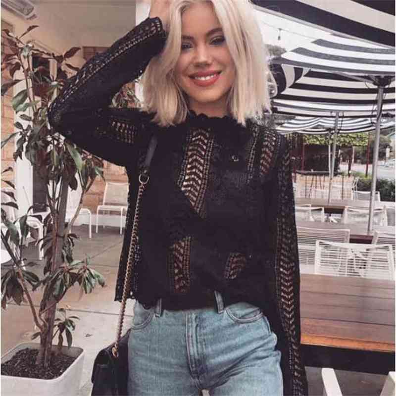Hollow Out Lace Blouse Autumn Sexy White Black Shirt Women Tops Elegant Long Sleeve See Through Blusas Female Floral 210517
Hollow Out Lace Blouse Autumn Sexy White Black Shirt Women Tops Elegant Long Sleeve See Through Blusas Female Floral 210517