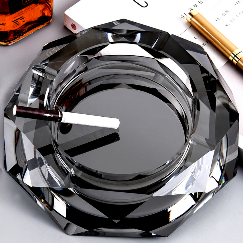 Ashtray Crystal Creative Circular Glass Simple Home Living Room Decoration Ash trays
Ashtray Crystal Creative Circular Glass Simple Home Living Room Decoration Ash trays