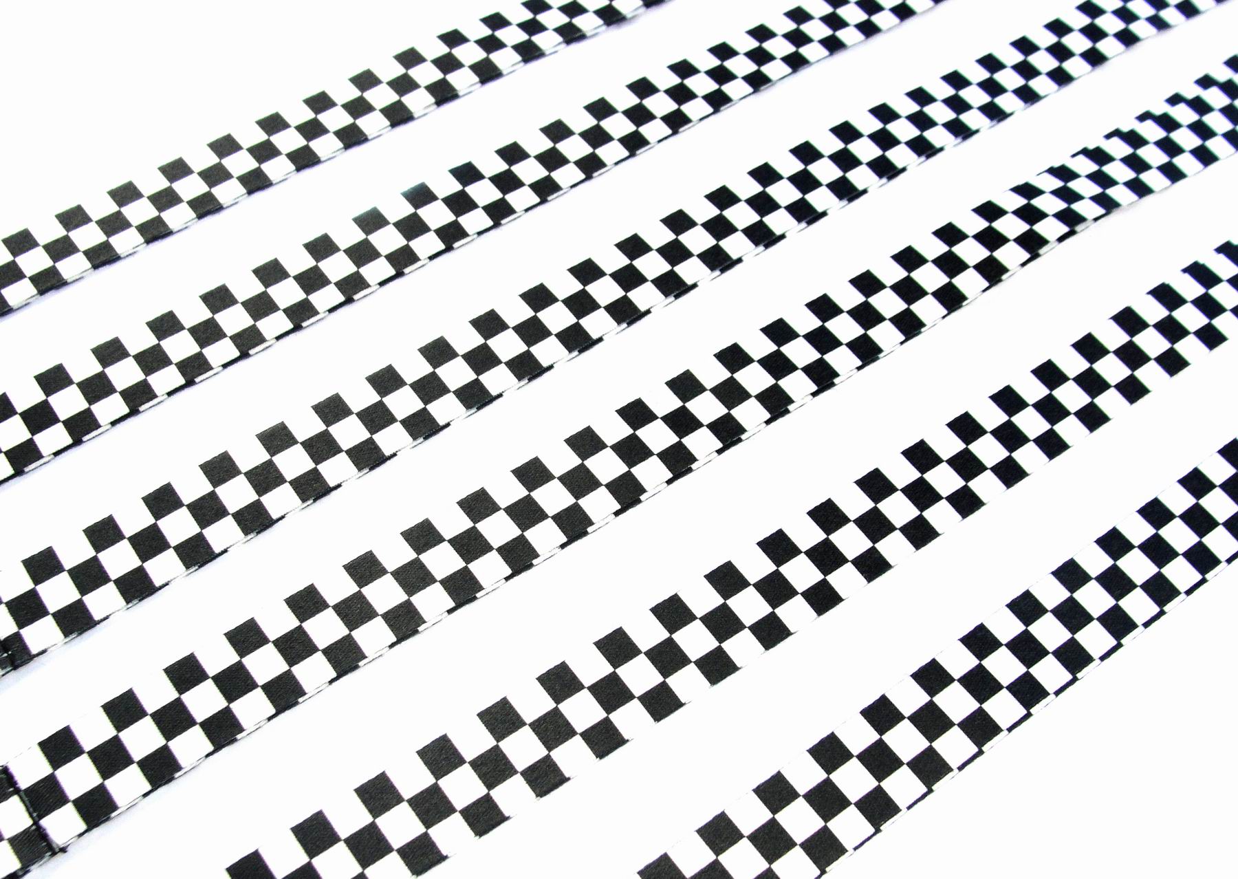 Cell Phone Straps & Charms Cartoon Black with White Checkered Strap Keys Mobile Lanyard ID Badge Holder Rope Anime Keychain for Boy Girl Wholesale 2023