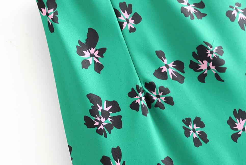 Retro High Waist Green Flower Print Satin Skirt like Silk Summer Women Elastic Mid Long A-line Skirts Femme 210429