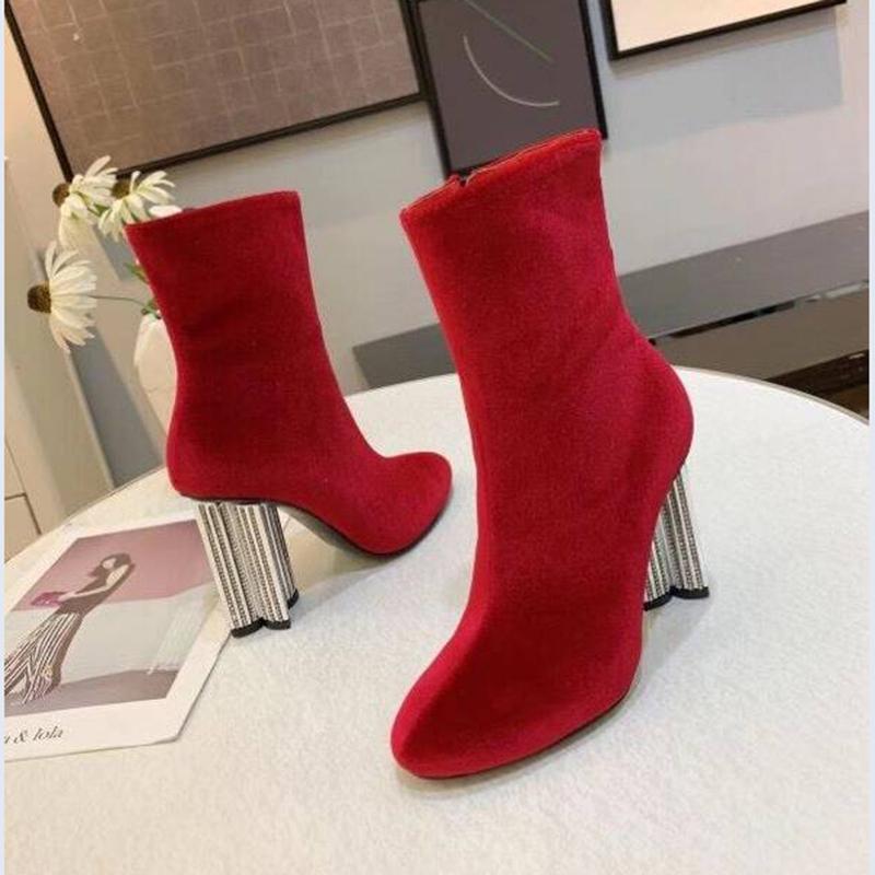 Boots 2021 Winter Flock Mid-calf Sheepskin High Heel Thick Women Top Quality Designer Brands Shoes, As show
Boots 2021 Winter Flock Mid-calf Sheepskin High Heel Thick Women Top Quality Designer Brands Shoes, As show