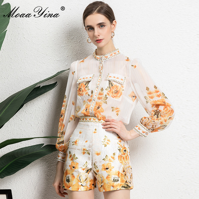 Fashion Runway Summer Shorts Set Women Long sleeve Floral print Casual Blouse and Slim 2 Pieces Suit 210524, Mixed color
Fashion Runway Summer Shorts Set Women Long sleeve Floral print Casual Blouse and Slim 2 Pieces Suit 210524, Mixed color