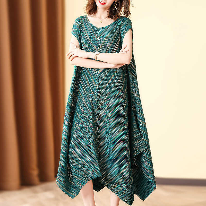 VANOVICH Summer Cotton Fashion Women Dress Short Sleeve Pluz Size Ladies Bat Sleeves Clothing 210615, Green
VANOVICH Summer Cotton Fashion Women Dress Short Sleeve Pluz Size Ladies Bat Sleeves Clothing 210615, Green