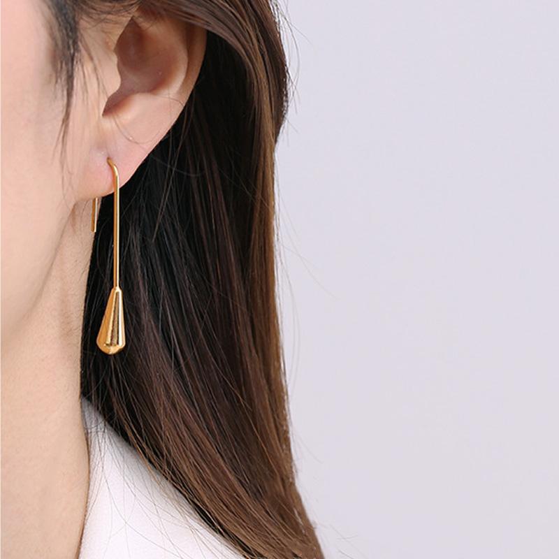 Dangle & Chandelier Pure Copper Electroplating Gold Simple Fashion Exquisite Water Drop Earrings Ins Jewelry Design Original Personality Acc
Dangle & Chandelier Pure Copper Electroplating Gold Simple Fashion Exquisite Water Drop Earrings Ins Jewelry Design Original Personality Acc