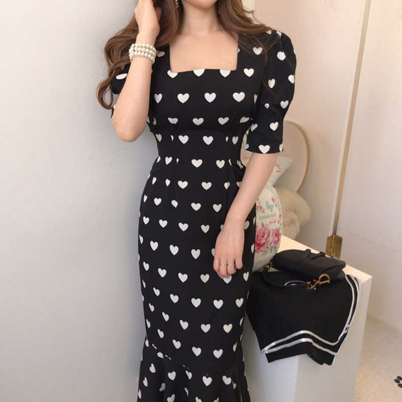 Retro Women Love Print Vintage Dress Summer Square Neck High Waist Puff Sleeve Bodycon Woman Korean Chic Trumpet es 210602, Black
Retro Women Love Print Vintage Dress Summer Square Neck High Waist Puff Sleeve Bodycon Woman Korean Chic Trumpet es 210602, Black