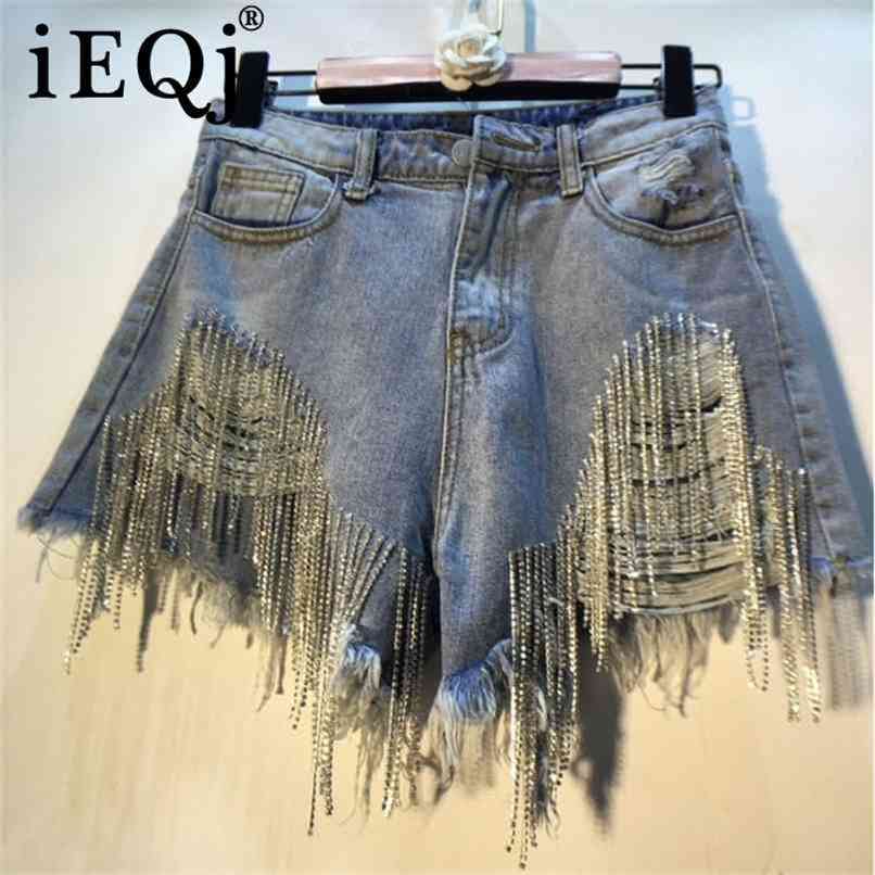 IEQJ Fashion Denim Jeans Women Hole Tassel Bright Diamond Chain Light Blue Streetwear High Waist Slim Short Pant AE323 210714