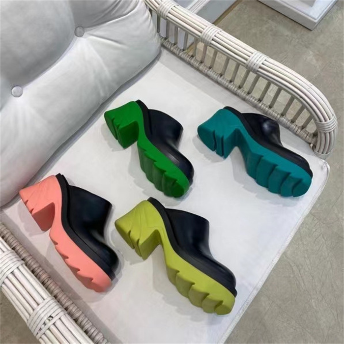 High quality women's slippers fashion leisure beach thick soled shoes green platform sandals leather bag head with box size 35-41
High quality women's slippers fashion leisure beach thick soled shoes green platform sandals leather bag head with box size 35-41