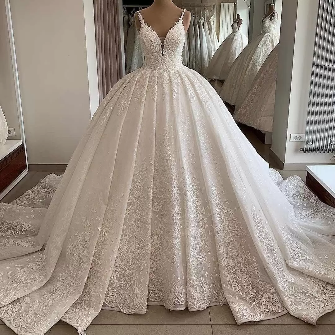 Gorgeous Ballgown Wedding Dresses Bridal Gown Spaghetti Straps Sweep Train Lace Applique Embroidery Custom Made Vestido De Novia Plus Size