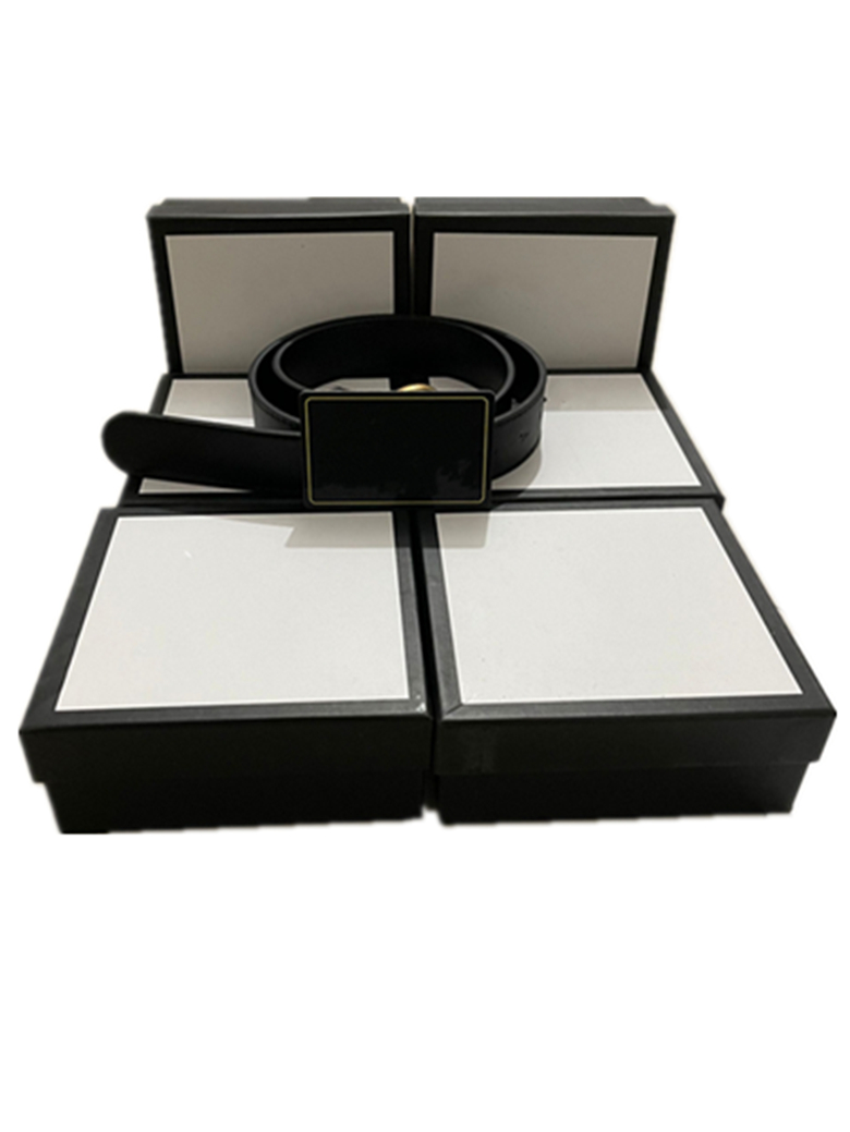 Luxury women's belt Black fashion pearl buckle and gold buckle jeans leather belt width of 2.8cm
Luxury women's belt Black fashion pearl buckle and gold buckle jeans leather belt width of 2.8cm