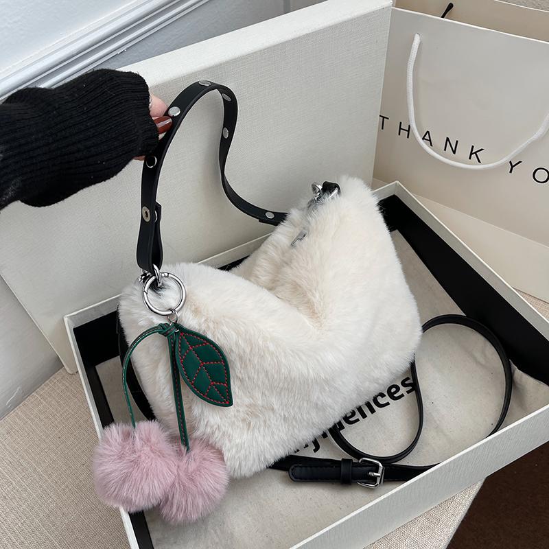 Evening Bags VeryMe 2022 Fashion Lambswool Small Tote Designer Women Handbags Luxury Faux Fur Female Shoulder Crossbody Plush Purses, Beige
Evening Bags VeryMe 2022 Fashion Lambswool Small Tote Designer Women Handbags Luxury Faux Fur Female Shoulder Crossbody Plush Purses, Beige