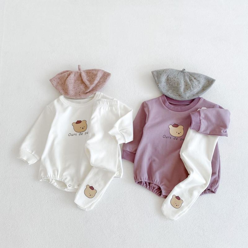 Clothing Sets 2022 Wholesale Born Autumn Bear Head Printed Long-sleeved Romper + Leggings Socks Baby Girl Set, White
Clothing Sets 2022 Wholesale Born Autumn Bear Head Printed Long-sleeved Romper + Leggings Socks Baby Girl Set, White
