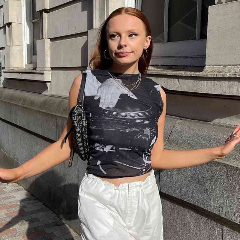 Summer product Abstract printing pattern mesh vest fashion street shooting women's top y2k korean tops 210602, Black
Summer product Abstract printing pattern mesh vest fashion street shooting women's top y2k korean tops 210602, Black