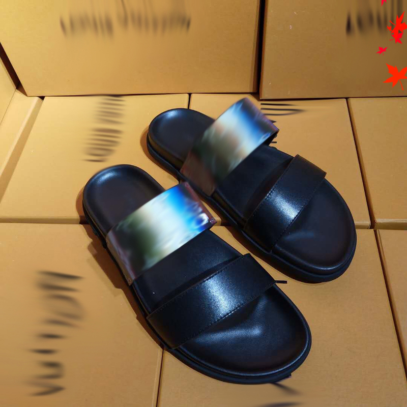 2021 Slipper Designer Slide Summer sandals Fashion Men Beach Indoor Flat Flip Flops Leather luxurys Shoes mens Slippers with box Size 39-45 -H104, Black
2021 Slipper Designer Slide Summer sandals Fashion Men Beach Indoor Flat Flip Flops Leather luxurys Shoes mens Slippers with box Size 39-45 -H104, Black
