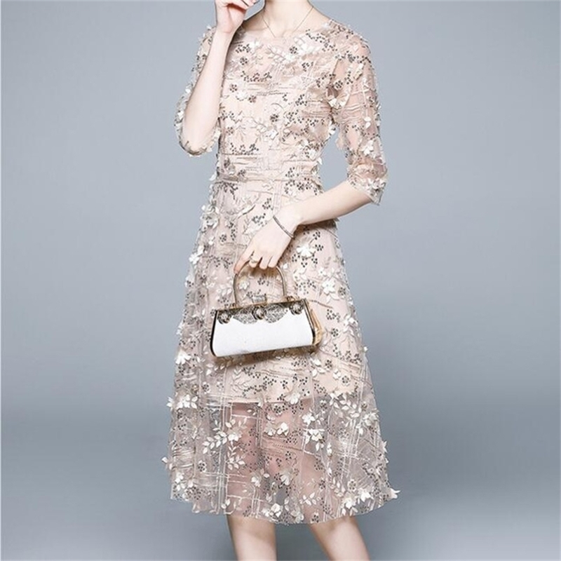Embroidery 3D Flower Dresses for Women Summer O-neck Half Sleeve Slim Hollow Out Grid A-line 210603, Picture color
Embroidery 3D Flower Dresses for Women Summer O-neck Half Sleeve Slim Hollow Out Grid A-line 210603, Picture color