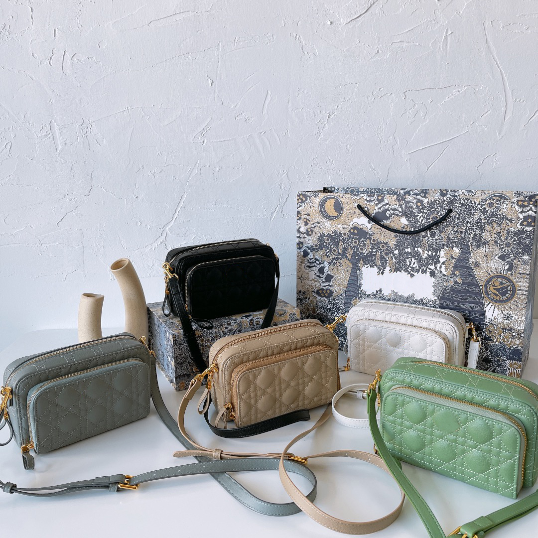 Women Shoulder Bag Soft Canvas Embroidery Ladies Baguette Handbags Purses Fashion Girls Small Cross body Bags Casual Tote Female Handbag, Not for sale
Women Shoulder Bag Soft Canvas Embroidery Ladies Baguette Handbags Purses Fashion Girls Small Cross body Bags Casual Tote Female Handbag, Not for sale