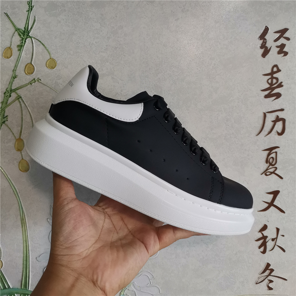 With Box McQueens 2021 High Quality Velvet Black Long Casual Shoes For Men And Women Designer Beautiful Platform With Frame Gift Bag
With Box McQueens 2021 High Quality Velvet Black Long Casual Shoes For Men And Women Designer Beautiful Platform With Frame Gift Bag