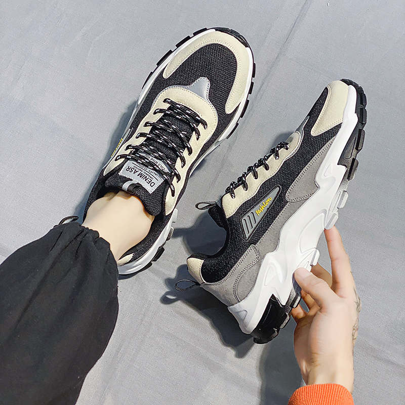 2021 Designer Running Shoes For Men White Green Black Beige Fashion mens Trainers High Quality Outdoor Sports Sneakers size 39-44 wh
2021 Designer Running Shoes For Men White Green Black Beige Fashion mens Trainers High Quality Outdoor Sports Sneakers size 39-44 wh