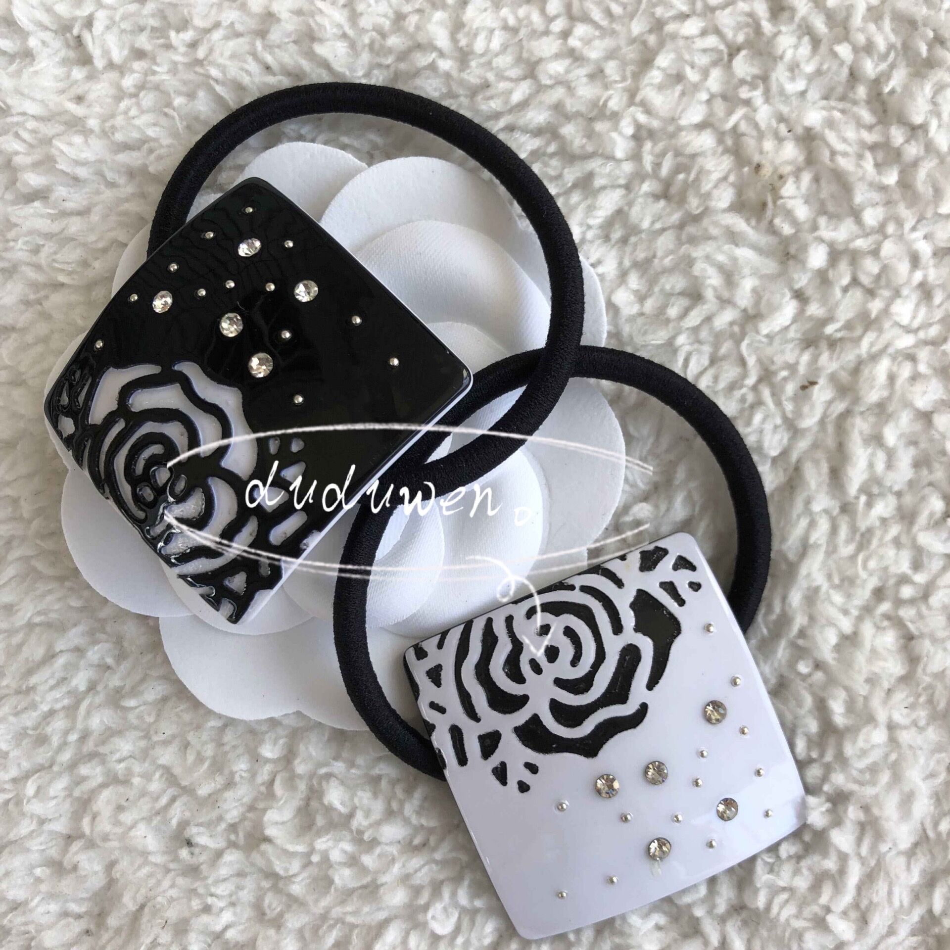 Classic Camellia engraved C rhinestone Hair rope fashion Accessories Acrylic flower pattern
