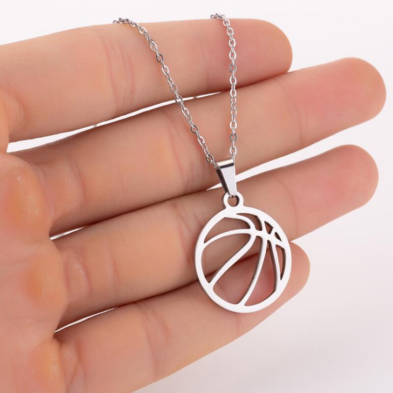 Chains Stainless Steel Basketball Necklace Men's Fashion Personality Sports Clavicle Chain Silver Gold Choker Gift Jewelry Wholesale
Chains Stainless Steel Basketball Necklace Men's Fashion Personality Sports Clavicle Chain Silver Gold Choker Gift Jewelry Wholesale