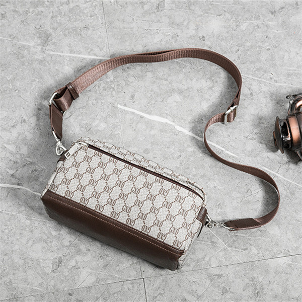 Factory wholesale men bag street fashion printing mens messenger bags simple Joker leather handbag personality zipper contrast fashions handbags, Black2-1915
Factory wholesale men bag street fashion printing mens messenger bags simple Joker leather handbag personality zipper contrast fashions handbags, Black2-1915