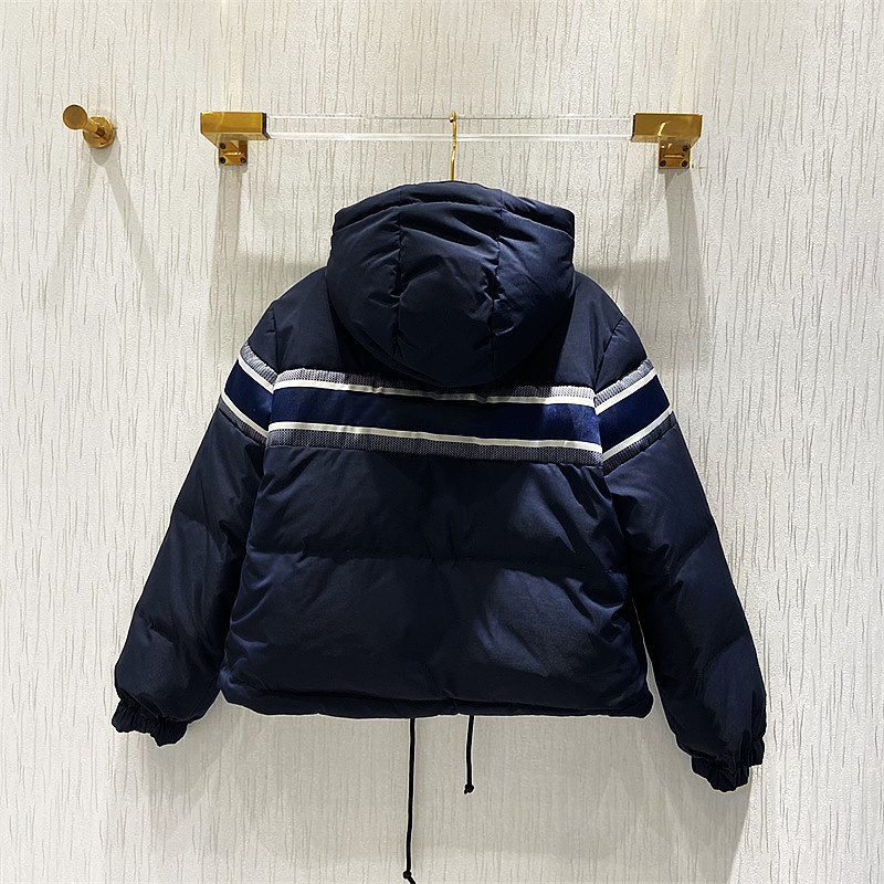 Men' down jacket designer cotton jacket high quality jacket classic luxury men' snowy winter suit 2021 men' and women' same vest letter pattern sss
Men' down jacket designer cotton jacket high quality jacket classic luxury men' snowy winter suit 2021 men' and women' same vest letter pattern sss