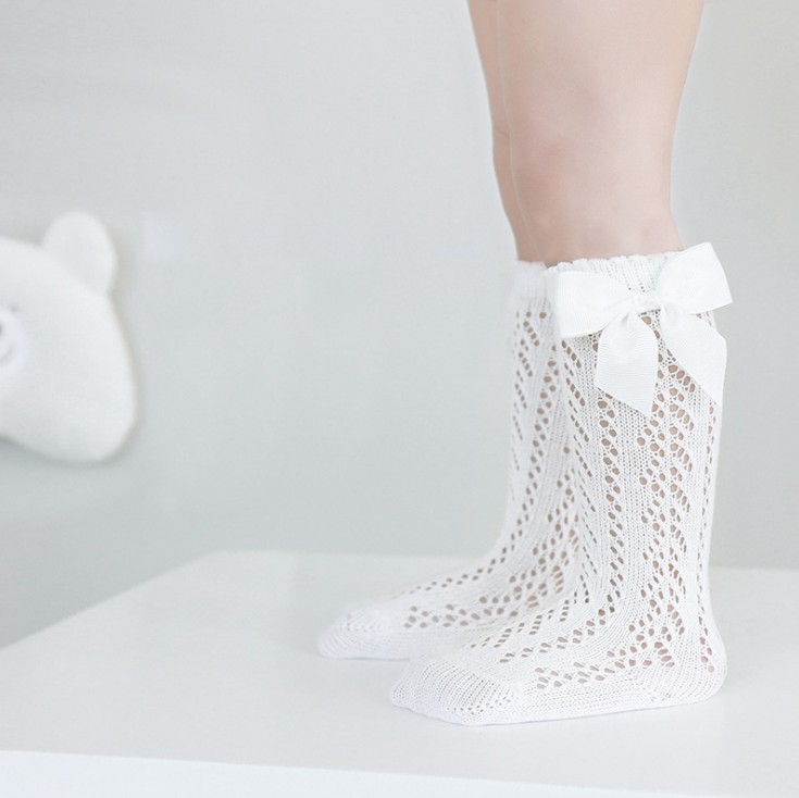 Summer baby girls bowknot socks fashion autumn children Hollow out Knee Sock kids thin mesh Casual tube socking S1241, White
Summer baby girls bowknot socks fashion autumn children Hollow out Knee Sock kids thin mesh Casual tube socking S1241, White
