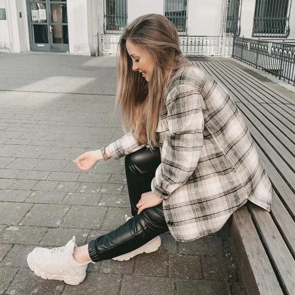 Vintage women long sleeve woolen coats fashion ladies thick plaid coat female streetwear elegant girls oversize jacket chic 210521