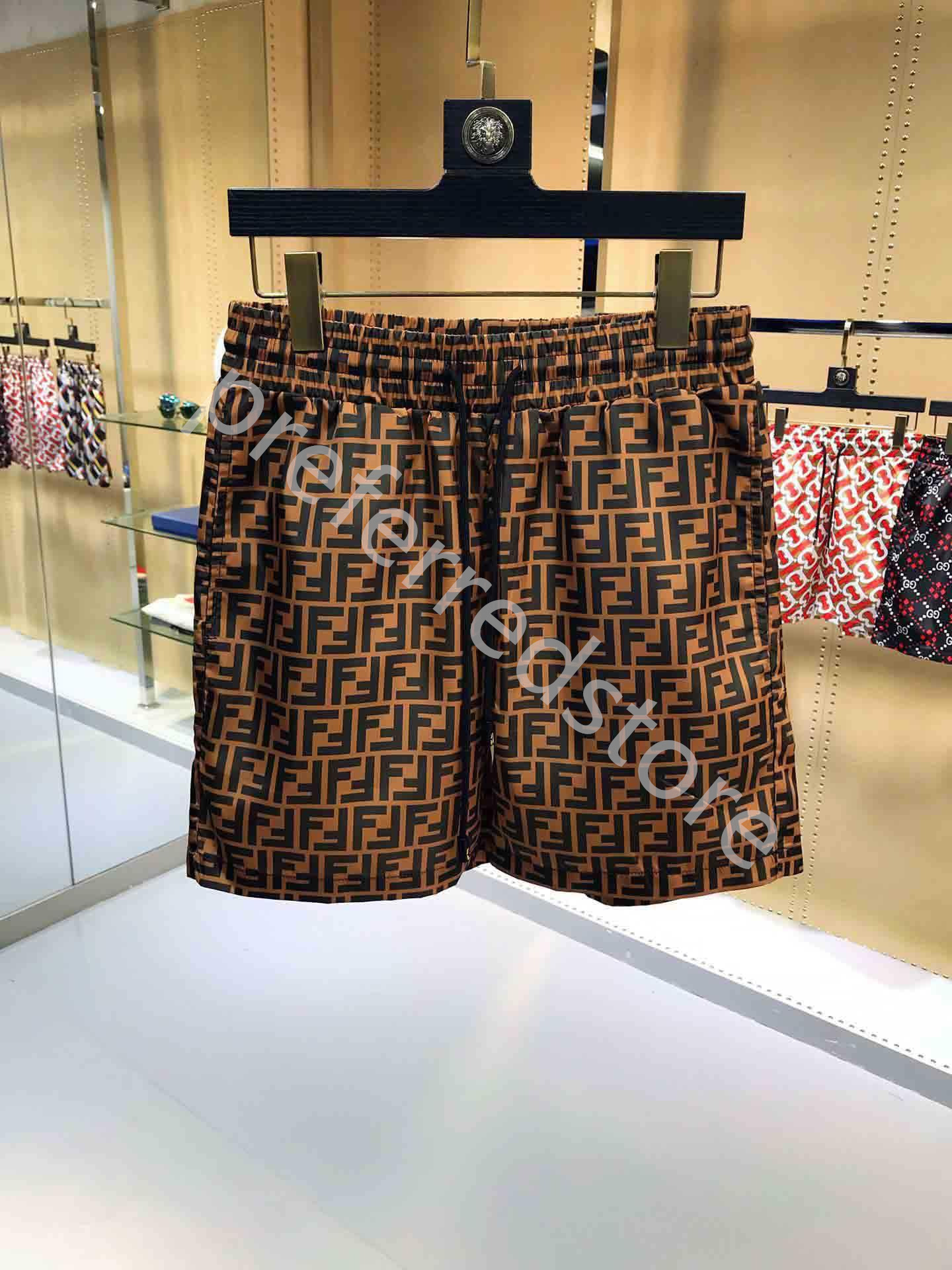 2021 Men Summer Slim Shorts Gym Fitness Bodybuilding Running Male Short Pant Knee Length Breathable Mesh Sportswear Designers Beach Pants, White;black
2021 Men Summer Slim Shorts Gym Fitness Bodybuilding Running Male Short Pant Knee Length Breathable Mesh Sportswear Designers Beach Pants, White;black