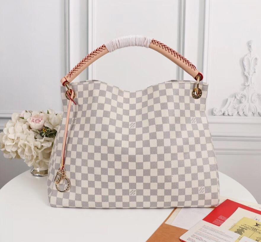 333 LV LOUIS MONOGRAM BACKPACK BIG Shoulder Bags Women Leather Handbags MICHAEL Messenger Bags Tote Purse M41562 VITTON, Red;black
333 LV LOUIS MONOGRAM BACKPACK BIG Shoulder Bags Women Leather Handbags MICHAEL Messenger Bags Tote Purse M41562 VITTON, Red;black