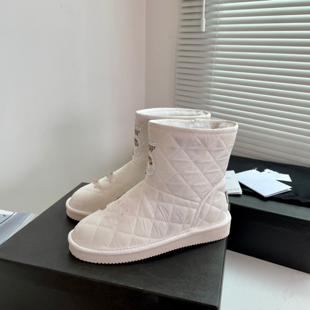 New Ladies autumn winter snow boots hemp rope soles embroidered lamb feather ankle boot flat cotton booties leather, Box
New Ladies autumn winter snow boots hemp rope soles embroidered lamb feather ankle boot flat cotton booties leather, Box