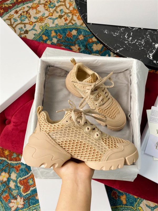 Valentin Women White shoes Triple S Low Make Old Sneaker Combination Soles Boots Womens Sports Casual chaussures, 01
Valentin Women White shoes Triple S Low Make Old Sneaker Combination Soles Boots Womens Sports Casual chaussures, 01