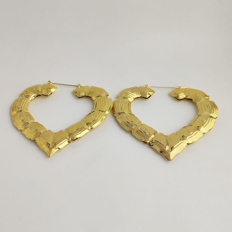 Hip Hop Big Heart Circle Hoop Earrings Exaggerated Gold Plated Rectangle Ear Drop Nightclub Party Jewelry for Younth Women Wholesale