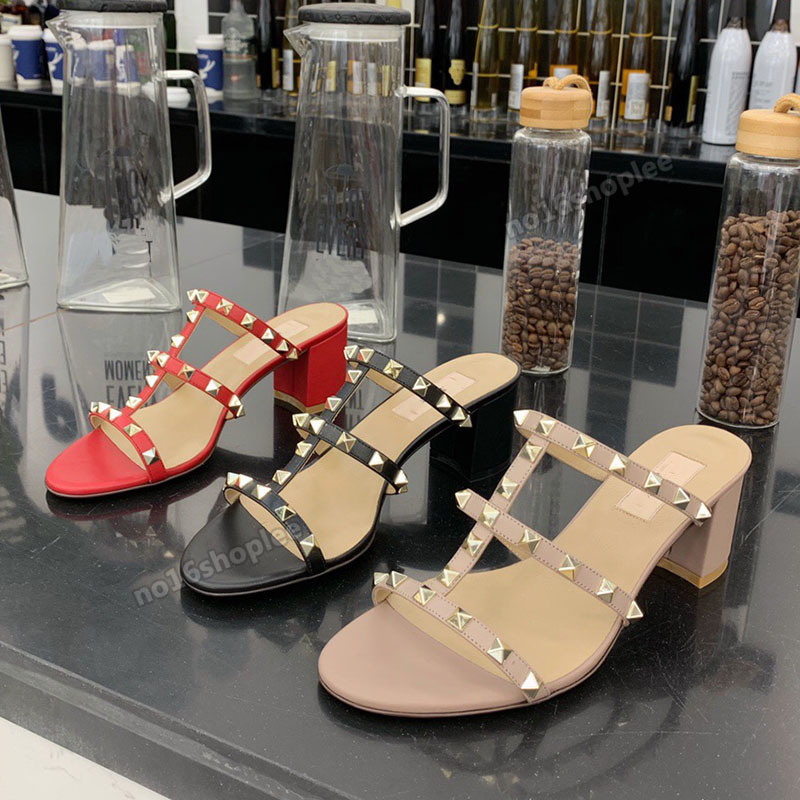 shoe rivet belt thick heel sandals and slippers ladies casual shoes designers luxurys high heels highgrade cowhide with lambskin heelss height 6 5cm, No shoes
shoe rivet belt thick heel sandals and slippers ladies casual shoes designers luxurys high heels highgrade cowhide with lambskin heelss height 6 5cm, No shoes