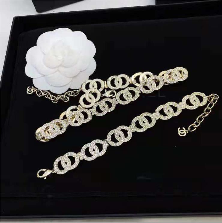 Xiangjia 2021 C Necklace Bracelet Xiaoxiang Feng Shui diamond brass ferry 18K neckchain Bracelet female
Xiangjia 2021 C Necklace Bracelet Xiaoxiang Feng Shui diamond brass ferry 18K neckchain Bracelet female