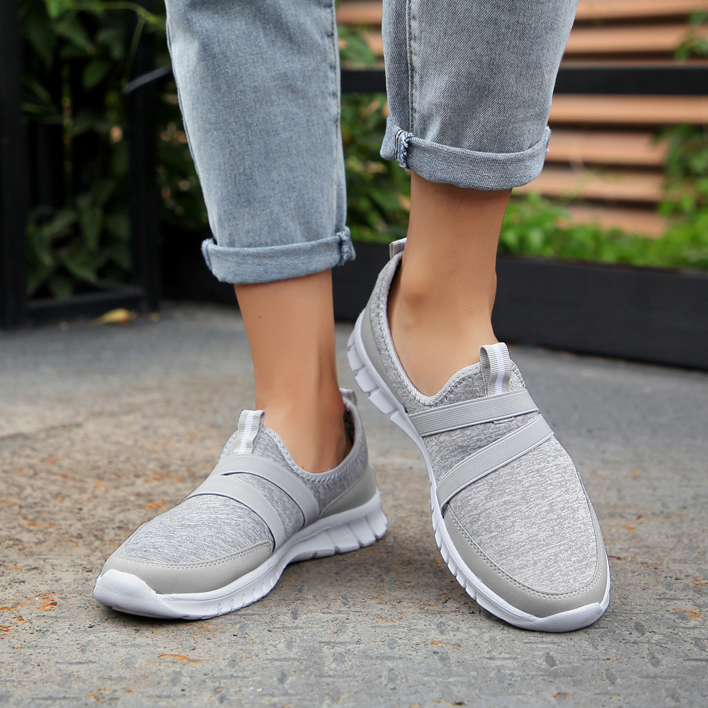 Newest Women Mens Trainers Sports Running Shoes Gray Black Blue Red White Sunmmer Thick-Soled Flat Runners Sneakers Code: 12-7696, Img_1609
Newest Women Mens Trainers Sports Running Shoes Gray Black Blue Red White Sunmmer Thick-Soled Flat Runners Sneakers Code: 12-7696, Img_1609