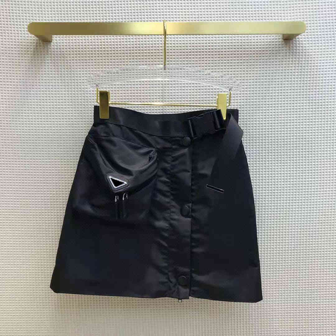 Womens Shorts Skirts With Bgas Budge Zippers For Lady Belts Design Short Pants Slim Style Belt Adjust Skirt, Black1
Womens Shorts Skirts With Bgas Budge Zippers For Lady Belts Design Short Pants Slim Style Belt Adjust Skirt, Black1