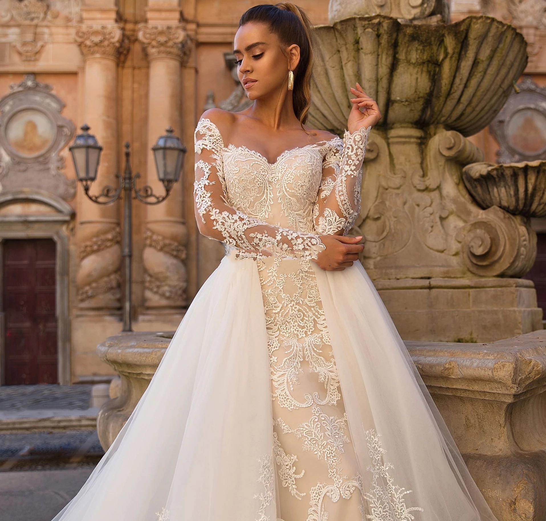 Long Sleeves Vintage Mermaid Wedding Dresses with Detachable Skirt 2 in 1 Luxury lace applique garden farm bridal gowns robes