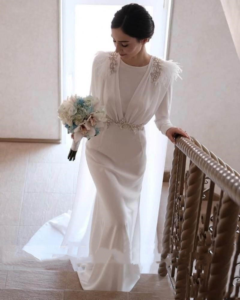 Elegant Kaftan Satin Mermaid Wedding Dresses With Cloak Beaded Sashes Long Sleeves Buttons Princess Skirt Bridal Gowns Vestidos De Noiva Feather Recep