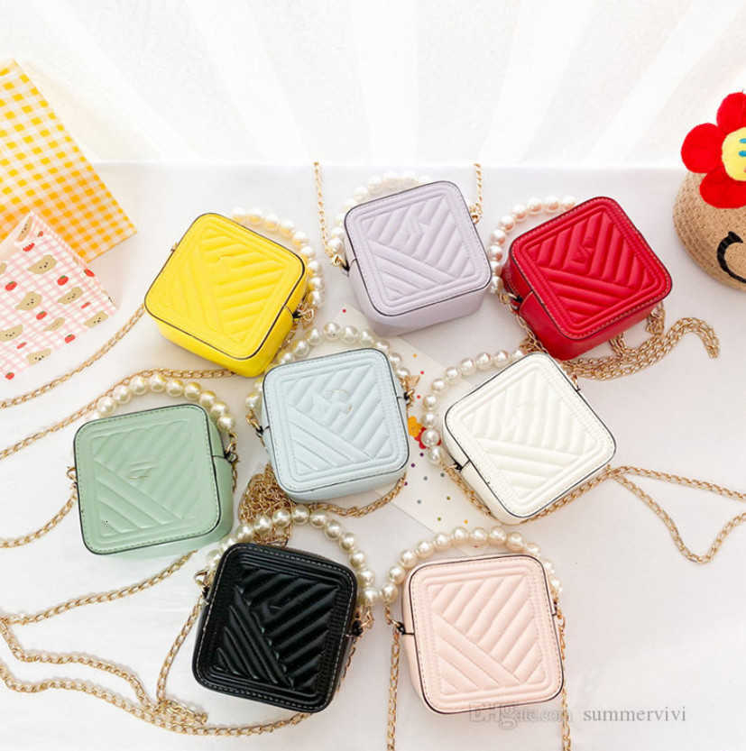 Luxury Kids HandBags Girls Letter Square Princess Bags Designer Children Metal buckles Messenger Bag A6303, Mix colors
Luxury Kids HandBags Girls Letter Square Princess Bags Designer Children Metal buckles Messenger Bag A6303, Mix colors