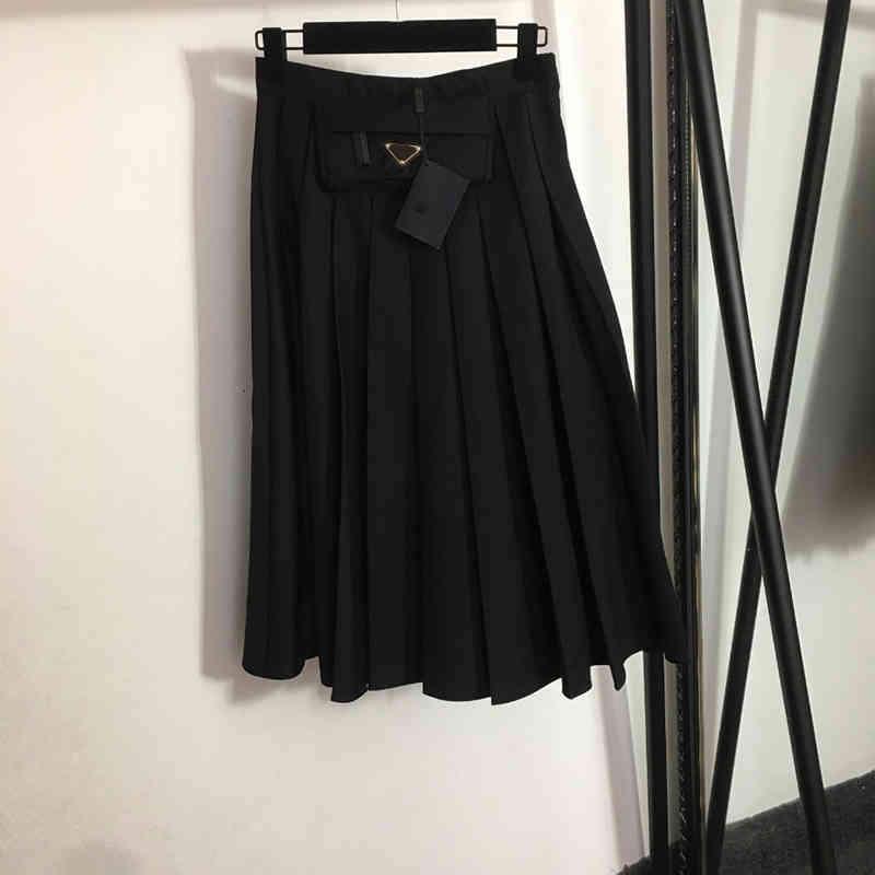 Skirts Women College Style Fashion Triangle Badge Lady Dress High Waist Elegant Charm Girls Clothing GBHY, 1# shoe box
Skirts Women College Style Fashion Triangle Badge Lady Dress High Waist Elegant Charm Girls Clothing GBHY, 1# shoe box